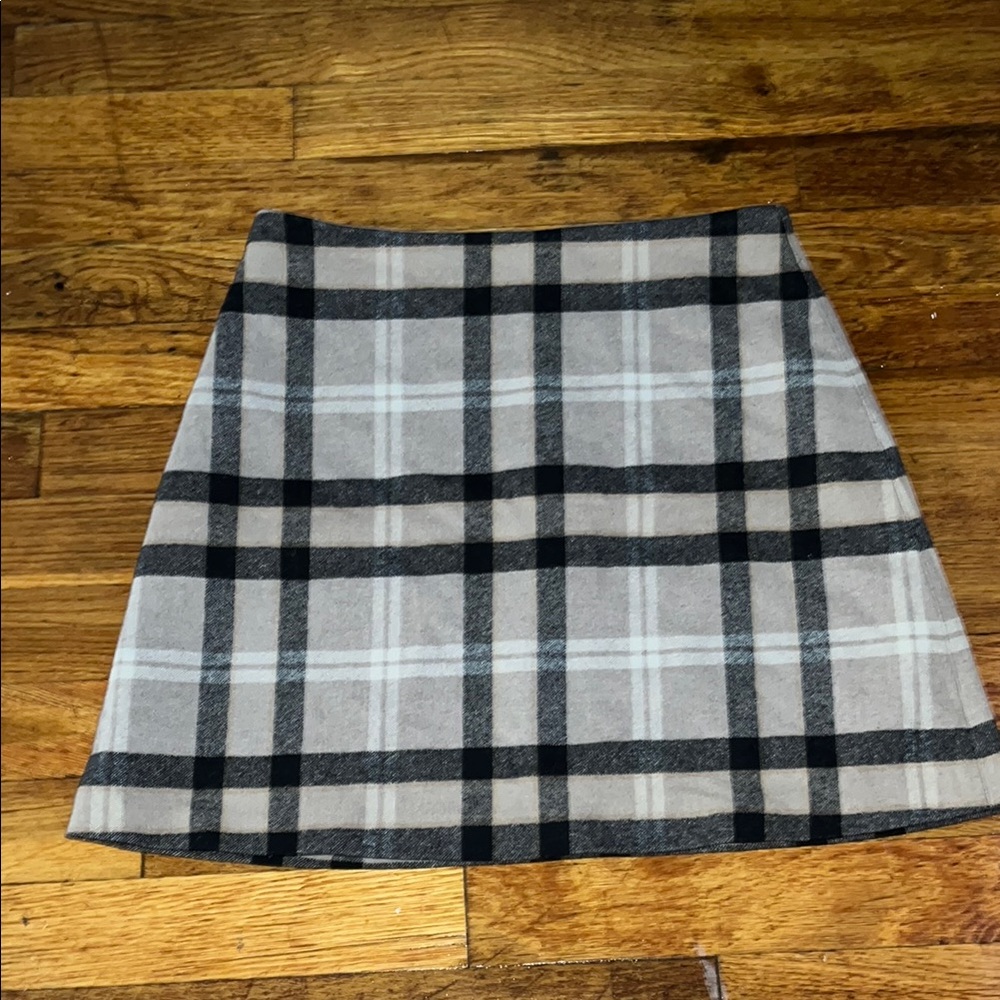 Aritzia Wilfred Classic Mini Skirt Size 2